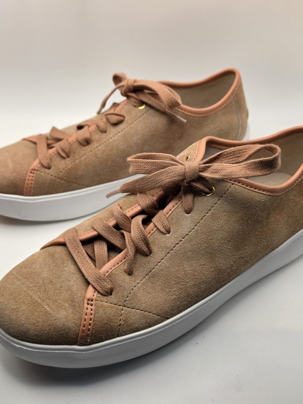Cole Haan Women's Grandpro Tennis Beige Suede Shoe Size 5.5B